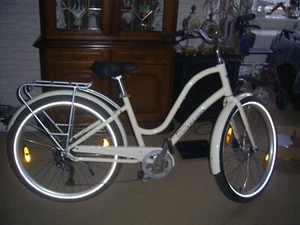 Damen Fahrrad Electra Townie Path 9D - Bild 1 von 12