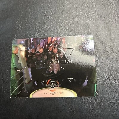 Skybox #40 G'kar Jb11b Embossment Babylon 5 1998 Foto 1 de 2