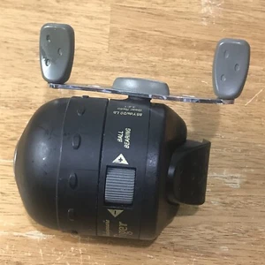 Vintage Shakespeare Tiger Enclosed Line Fishing Reel 85yds/20lb Tested - Picture 1 of 12