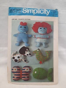 Adorable Vintage 60's Simplicity 8572 ~ Mini Menagerie ~ 6 Stuffed Animals UC - Picture 1 of 10