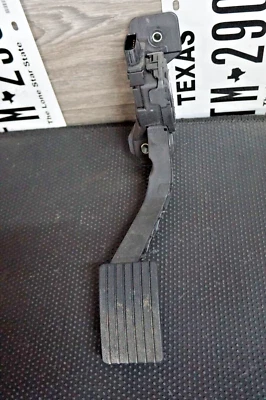 2014-2024 MITSUBISHI MIRAGE ACELERADOR ACELERADOR PEDAL DE ACELERADOR 1600A093 Foto 1 de 3