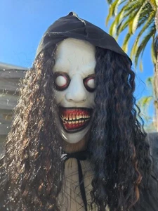Ghoul, Scary Monster Latex Mask w/Cut Out Eye Slits, Hair & Cape Easy Costume!! - Foto 1 di 4