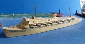 Wiking Metall Modell 112 - 1:1250 KdF Passagierschiff Wilhelm Gustloff Azb. gold - Bild 1 von 6