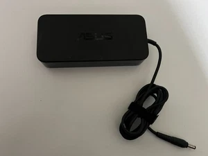 Original Asus Laptop Ladegerät 19,5V 9,23A - Bild 1 von 3