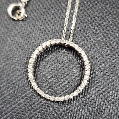 Collar Colgante Círculo Diamante Oro Blanco 18K Roberto Coin. Hermosa pieza! Foto 1 de 4