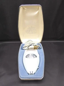 Vintage Lady Sunbeam Electric Razor Model LS-N Powder Blue Built-in Light & Case - Picture 1 of 17