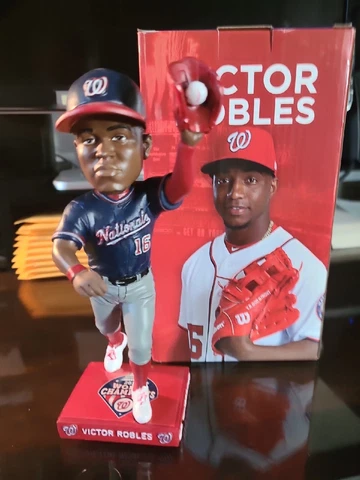 2019 Washington Nationals World Series VICTOR ROBLES Bobblehead 2020 New in Box Cover