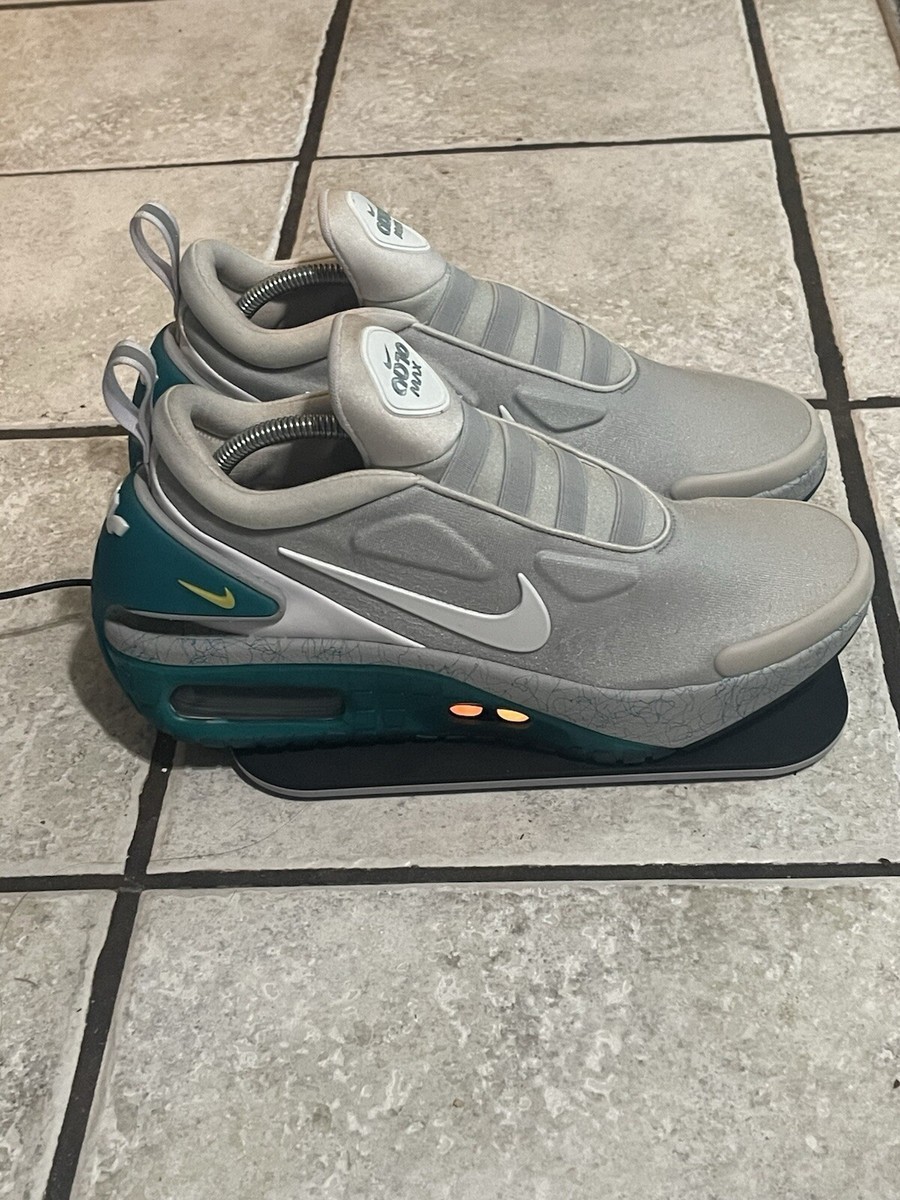 Nike アダプト オート マックス 