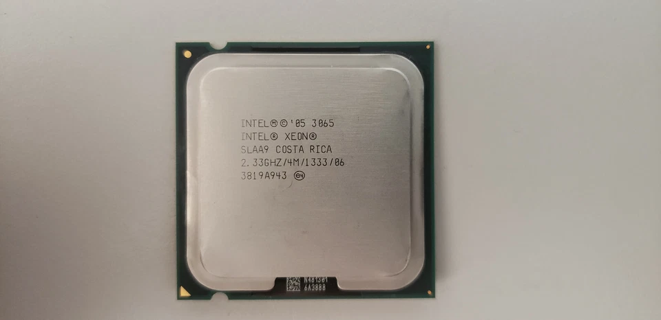 Intel Xeon Processor 3065 SLAA9 4M 2.33 GHz 1333 MHz PLGA775 - Image 1 of 3