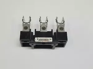 Eaton cutler hammer Fuse Base Assembly Holder 5658d60g04 - Picture 1 of 3