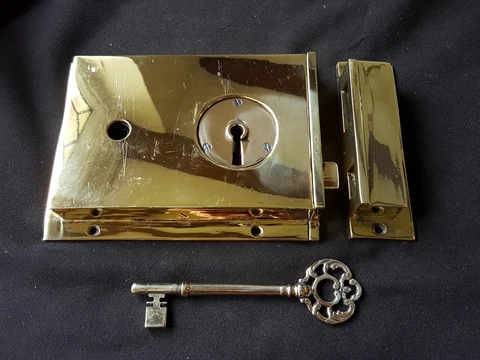 One Reclaimed Antique Solid Brass Victorian Lock With Key & Keep (ER161) Cover