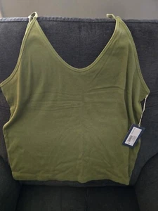 2x womens tops size **New** $4 - Picture 1 of 2