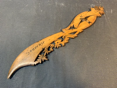 Ancien coupe papier en bois objet souvenir art de tranchée poilu ww1 - Photo 1/4