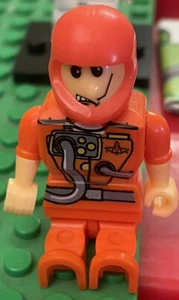 Lego mini figure Speed racer orange suit - Picture 1 of 1