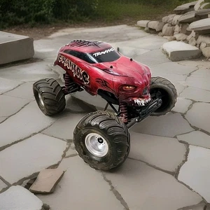 Traxxas Craniac Red 1/10 RC Monster Truck Red, Limited RETIRED - Picture 1 of 24