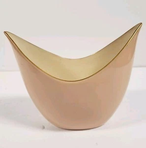 Jarrón Lenox Rosa Tulipán Forma Media Luna con Acento Dorado Hecho en EE. UU. - Imagen 1 de 8