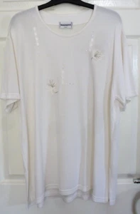 Top. Ladies ..Bust 48" BALIANS. Soft White. Un worn.NOT Marked ( Dots on Camera) - Picture 1 of 6