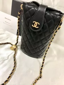 CHANEL BEAUTY Novelty Shoulder Mini Bag Smartphone Pouch Bag New - Fast Ship!! - Picture 1 of 10