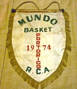 REPÚBLICA CENTROAFRICANA - BANDERÍN ORIGINAL 43 cm PUERTO RICO CANASTA MUNDO 1974 - Imagen 1 de 4