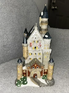Dept 56 Alpine CASTELLO DI NEUSCHWANSTEIN 4044781 RITIRATO SUPER RARO! - Foto 1 di 13