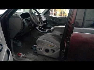 Alternador 110-130 Amp compatível com 97-04 Ford E150 Van 1204807 - Imagem 1 de 4