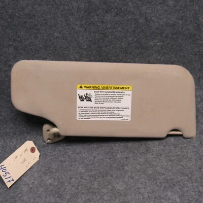 Parasol iluminado para conductores Ford Freestyle LH 2005-2007 con guijarros de espejo OEM 40517 Foto 1 de 4