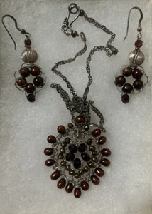 vintage 925 chain 18” garnet pendant Amber colored beads pendant and earrings - Picture 1 of 6