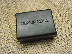 1985 honda cb650 nighthawk center handlebar cover - Picture 1 of 5