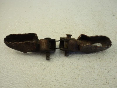 Yamaha MX175 MX 175 #7542 Front Foot Pegs - Image 1 of 4