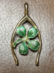 VintageGerry’s Wishbone And Four Leaf Clover Brooch - Picture 1 of 2