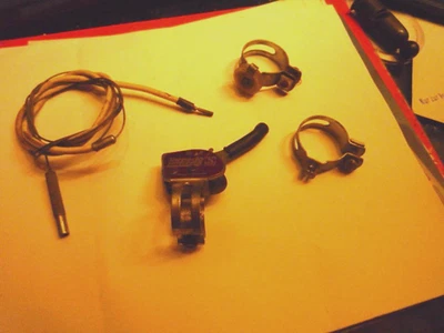 Roter Schalthebel Torpedo ,  Fichtel + Sachs  ,  3 Gang Nabenschaltung - Bild 1 von 4