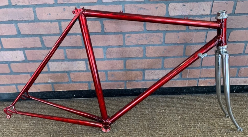COLNAGO frame and fork - Image 1 of 4