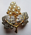 broche couleur or effet diamanté grappe de raisin perles bijou vintage 1833