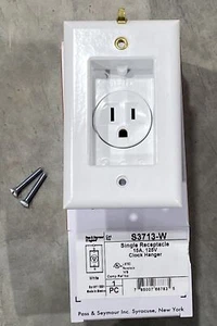 Pass & Seymour S3713-W Single White Receptacle 15A 125V Clock Hanger Outlet NEW - Picture 1 of 6