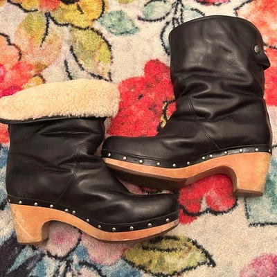 Botas UGG de cuero negro de piel de oveja de madera con tacón ancho para mujer talla 8 Foto 1 de 4