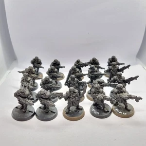 Warhammmer 40k: Tallarn Desert Raiders Squad x20 con pistole al plasma e fiamme - metallo - Foto 1 di 9