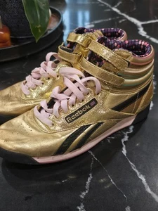SO RARE! Reebok Freestyle high top women's sneakers GOLD Pink Sz 7.5 Metallic - Picture 1 of 15
