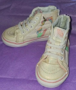 Preowned Van's Silver Sparkle Unicorn off the wall baby 5.5 - Picture 1 of 8