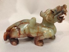 VINTAGE FOO DOG LION RED WHITE STONE WITH BLUE JEWEL EYES EXCELLENT FENG SHUI