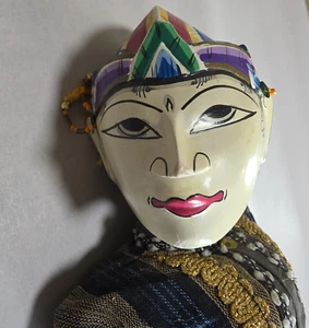 Vintage Indonesian Wayang Golek Wooden Rod Hand Puppet Handcrafted 24" Tall - Picture 1 of 16