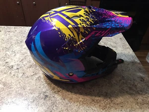 Women’s Fly Racing Helment SIZE SMALL - Picture 1 of 5