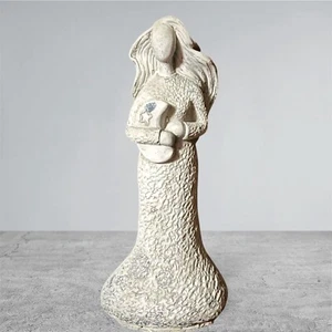 Mondgöttin Statue, handgegossen - Bild 1 von 7