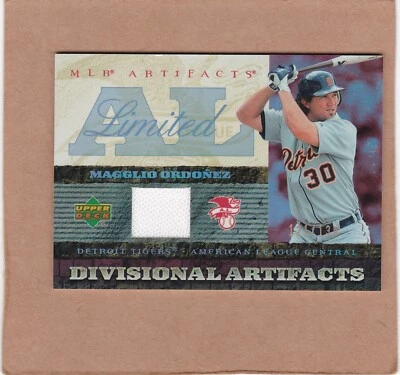 2007 Upper Deck Artifacts Divisional Limited Edition /130 Magglio Ordonez #DA-OR - Image 1 of 2