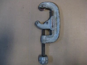 Rigid No. 30 Tubing Cutters - Picture 1 of 2
