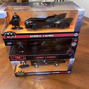 Jada Toys DC Comics 1:32 1989 Batmobile Die-cast Car with Batman Figure,set Of 3 - Picture 1 of 8