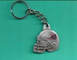 (1) MONTREAL ALOUETTES CFL FOOTBALL  METAL KEY CHAIN  CARD (V1578)  