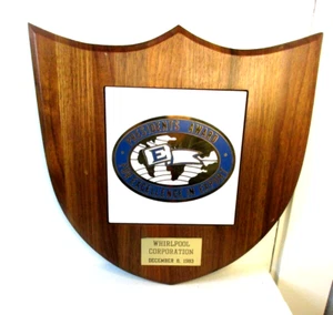 1982 Whirlpool PRESIDENTS AWARD FOR EXCELLENCE IN EXPORT BENTON HARBOR ST JOE MI - Picture 1 of 9
