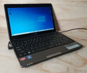 Acer Aspire 1551-5448 11.5", AMD Turion II Neo KG25 @ 1.5GHz, 4GB RAM, 320GB HDD - Picture 1 of 11