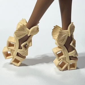 Monster High Elissabat Ghouls Escapada Muñeca Zapatos Repuesto Crema Murciélago Esqueleto - Imagen 1 de 5