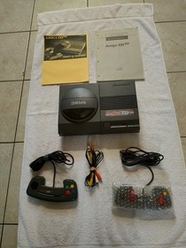 Commodore Amiga CD32 32-Bit Console NTSC 1993 NO P/S READ to see possible option